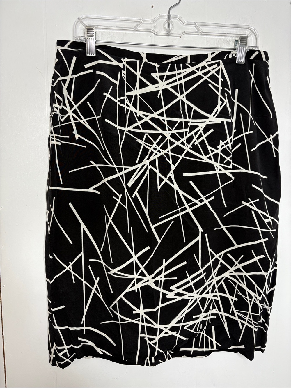 Two Twenty Five Skirt Womens 14 Silk Black White Printed Silk Lined Artsy